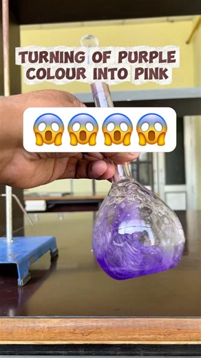 Turning of pink colour into purple chemistry 🧪 #chemistryeducation #experiment #crazyexperiment