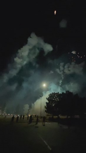 SILENTPYRO on Instagram: "PYRO ASMR 🧏‍♂️ #fireworks💥 #pyro #strobe #rockets #asmr"