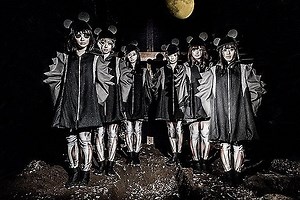 BiS、GLAYのHISASHIがギターで参加している“primal.2”のビデオを公開－rockinon.com｜https://rockinon.com/news/detail/96392