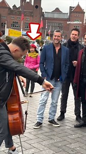7.4M views · 194K reactions | Le pidieron tocar una pieza clásica sin saber que el resultado impactaría a todos alrededor. Créditos: Jodok Cello Tik Tok: @jodokcello (https://www.tiktok.com/@jodokcello) Instagram:@jodokcello (https://www.instagram.com/jodokcello) Youtube: (https://www.youtube.com/@jodokcello) | Aleluya | Facebook