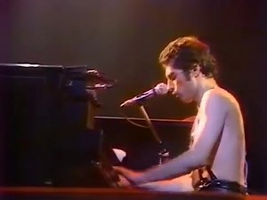 【QUEEN】世界上最嗨的歌Don't Stop Me Now 两个少见现场版【皇后补完计划】