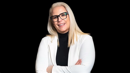 Egy telefonhívás, ami új pályára állította Risztov Évát: ez volt Bochkor Gábor tanácsa az úszónőnek
