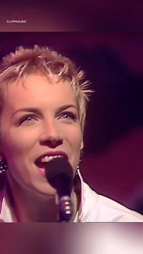 Eurythmics - There Must Be an Angel (Playing with My Heart) 1985
