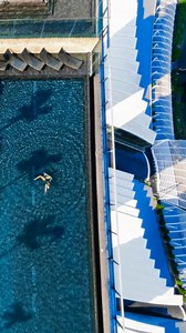 120K views · 1.2K reactions | Where water meets sky. A ballet of liquid grace and a mesmerizing dance of fluid elegance unfolds in the infinity pool. #MarinaBaySands #AWorldlikeNoOther #InfinityPool #VisitSingapore | Marina Bay Sands | Facebook