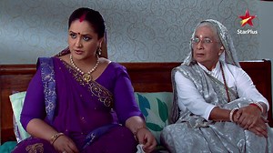 #Paridhi ne li hai #Modi parivaar ka hissa banne ki kasam! Kya vo apni baat par amal kar paayegi? Keep watching #saathnibhaanasaathiya! #sns #saathnibhanasaathiya #gopibahu #kokilamodi #modiparivaar #starplusshow #bestshow #indianserial #familydrama #sandal #washing #shoes #kinjal #order #Kokila #starplus #trp | StarPlus