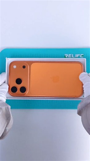 Immersive Packaging - Hermes Orange17ProMax #ProductSharing #ImmersivePackaging #ApplePhone