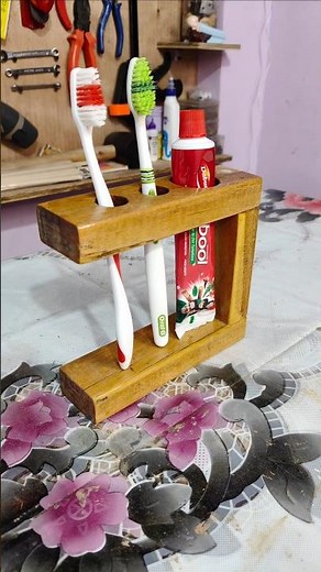 Wooden Toothbrush and Toothpaste Holder.