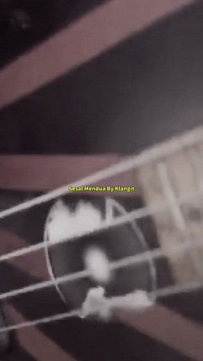 Sesal Mendua: Lirik dan Makna Lagu Klangit