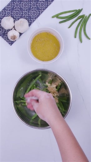 👨‍🍳 RECIPE: Sheet Pan Garlic Butter Salmon - This Sheet Pan Garlic Butter Salmon is the perfect dish for a fishy feast! 🐟🧈🧄 Not only is it simple to make, but it’s likely to melt in your mouth with a garlicky butter glaze. 🤤 Recipe ➡️ https://bit.ly/43fAxba | Spice World