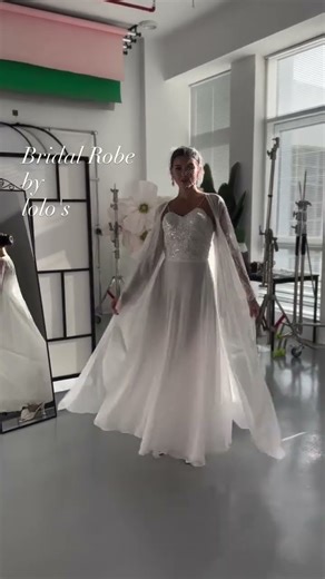 للعرايس: هل تفضلون روب التصوير مختلف عن روب أول ليلة؟ 👰🏻‍♀️✨