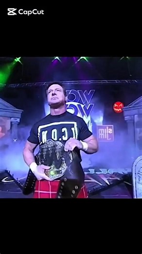 29 years ago 💪🏼💪🏼Hogan + Savage destroy Piper + a fan - 10/1997