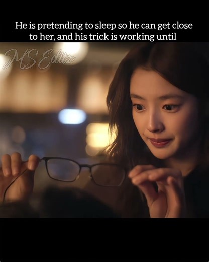 his shameless infront of her 😜🌚#shorts #ytshorts #kdrama