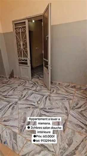 Appartement à louer à Niamana — 2 chambres, salon, douche intérieure