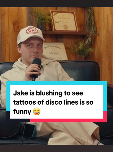 Jake is blushing to see tattoos of disco lines is so funny 😂 stop jake is so funny & real for this disco lines with jake shane in therapuss podcast #jakeshane #podcast #podcastclips #tattoo #discolines