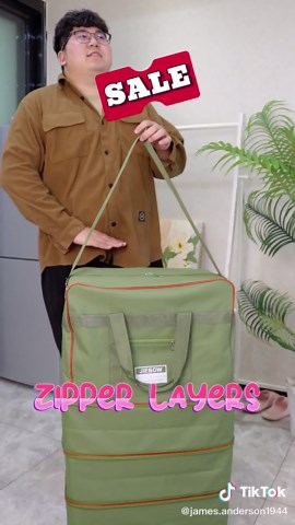 Versatile Foldable Rolling Bag with Large Capacity