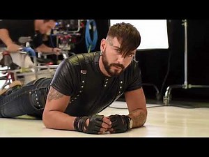 Spectacular style in leather: men's fashion without compromise