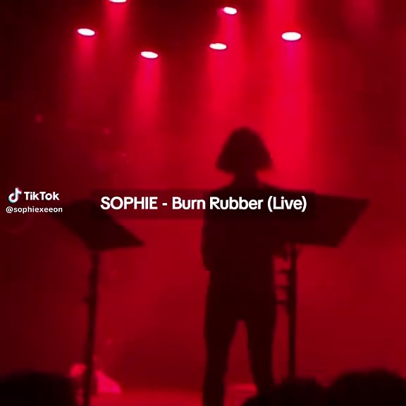 SOPHIE - Live Performance of Burn Rubber