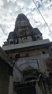 Historic Temple in Anarkali Bazaar, Lahore Anarkali Bazaar, one of South Asia’s oldest markets, holds within it a glimpse of Lahore’s diverse past. Among its historic landmarks is an old Hindu temple, often referred to as Bansi Mandir, believed to have been built during the colonial period in the late 19th century. The structure, featuring a distinct shikhara-style tower and finely carved wooden jharokhas, reflects the city’s multicultural heritage. Though much of the temple has since been repur