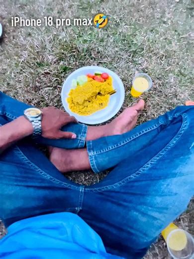 iPhone 18 pro max 🤣🫵#foryoupage #ti ̇ktok #vairal_video #fany #bdtiktokofficial🇧🇩