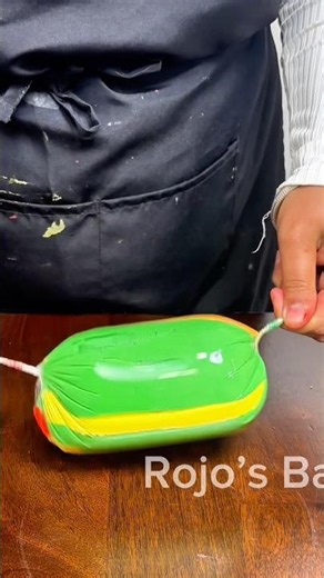 Multicolour whip cream pipping tips #cake #cakedecorating #piping #ytshorts #youtube @Rojosbakehouse