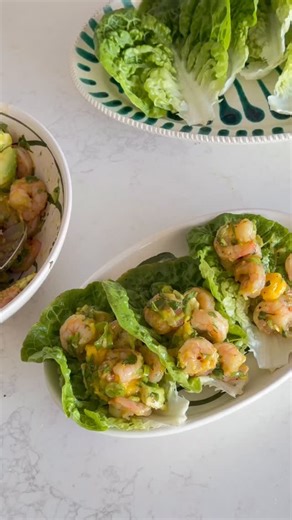 Here’s a sneak peek of our 12 Days of Christmas recipes launching tomorrow! Simple, fresh and dairy-free, ready in just 10 minutes. The perfect festive snack to add to your menu or take to your host’s party. Prawn, Mango & Avocado Lettuce Cups Ingredients: • 200g cooked prawns, tails removed and roughly chopped • 1 avocado, cubed • 1 mango, cubed • 2 spring onions, finely chopped • 2 tbsp coriander, finely chopped • 1 chilli, finely chopped (optional) • Juice of 1 lime • Salt and pepper, to tast
