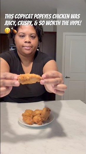 THIS COPYCAT POPEYES CHICKEN WAS JUICY, CRISPY & SO WORTH THE HYPE! #CopycatPopeyes #FriedChicken