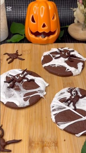 Halloween Spider Cookies🕷️ – So Easy It’s Scary! 🕷️🎃 #recipe #halloween #baking #marshmallow