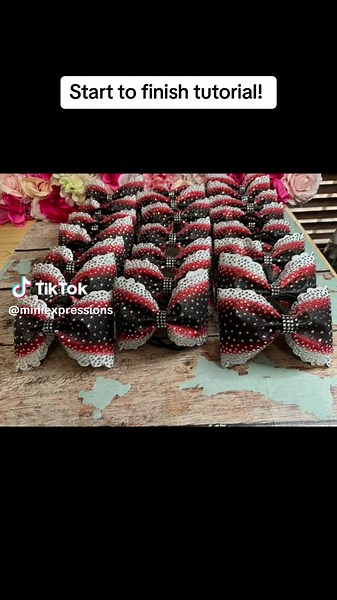 Bow tutorial #cheerleading #cheerbowtutorial #teambows #smallbusiness #smallbusiness #cheerbows #fridaynightlights #sidelinecheer #rhinestones #cheerleader #tutorial #hairbowtutorial #diy #scallopbows #allstarcheer #competitioncheer #hairbowdiy #hairbowtutorial