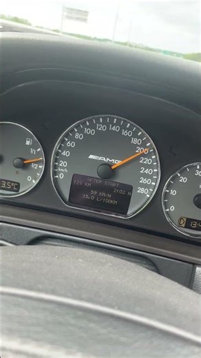 W210 E55 AMG: 160 to 260 km/h #automobile #e55 #e55amg #4matic #mercedes
