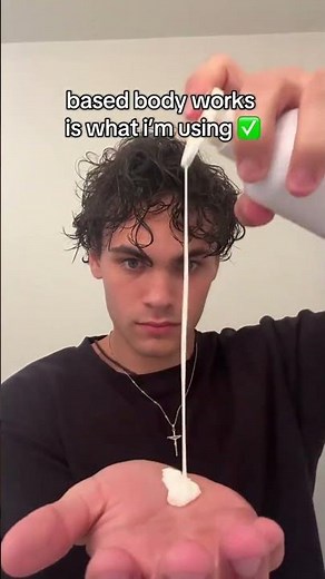 curly/ wavy middle part hair tutorial✅🌊 (save for later) Bodyworks #hair #hairstyle #tutorial