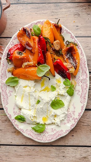 Yall happy season is about here!!! It’s in the 60s, sun is shining, birds are singing and it’s officially colorful food season andddddddd aperitivo o clock is coming back! I love picky things, but easy ones ya know?! I made fresh ricotta (recipe on my site) roasted some peppers and garlic and topped it on some fresh bread. Does it get better?!! I think not! I roasted them at 400 for about 40ish minutes but ya know these kinds of dishes are the best; no real recipes just good food made simple! | 