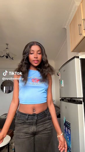Fun Twerking Videos on Cars