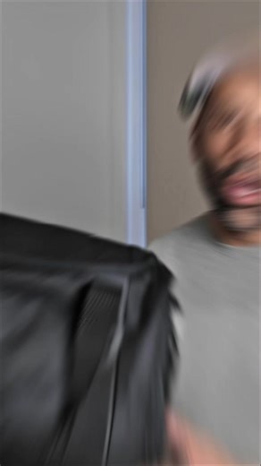 Norwalk Carry System Specification – Veto Pro Pac Norwalk 40L Duffel – reinforced base, abrasion-resistant shell, high-capacity storage, heavy-duty zips Tech Case – rigid structure, multi-compartment layout, impact-resistant exterior Wash Bag – water-resistant lining, sealed base, segmented compartments 20L Backpack – ergonomic load support, padded straps, airflow back panel Packing Cubes – compression system, mesh ventilation, modular organisation Designed & engineered by Veto Pro Pac@VETO PRO 