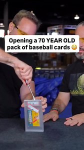 Ripping a $5,000 pack of 1955 Bowman Baseball cards 😳 | Topps
