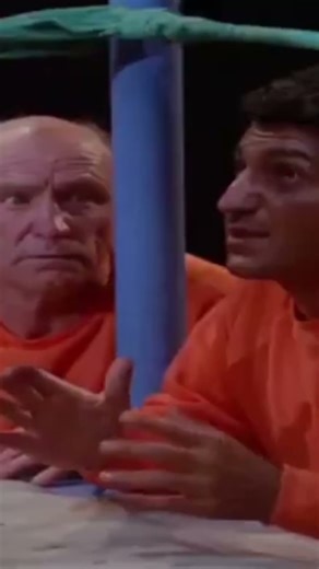 batman 1966 boxing #robin #adamwest #batman #batman1966 #riddler #shortvideo