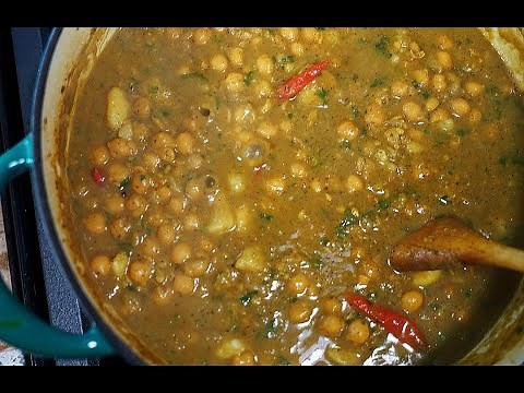 Curry Chickpeas (channa) With Potato (aloo) | CaribbeanPot.com