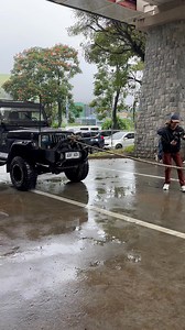 11M views · 62K reactions | KAPAG NAHILA MO DAW UNG SASAKYAN, SAYO NA‼️ First Time to do Car pull straight to a strongman event last year so I did figure how to do it properly on the spot during the event藍 This sport is so much Fun #strongman #weightlifter #calisthenics #bodybuilder #powerlifter #hybridathlete | Ortis Guinyawan Tindaan | Facebook