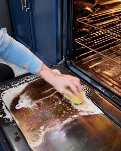 This has changed the way I clean my oven 😲✨ | FOODbible