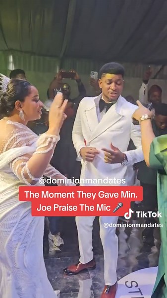 Joe Praise Brings Joy to the Wedding Celebration