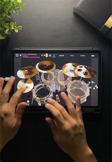 Drum Knee 3D: Welcome to the Beat!