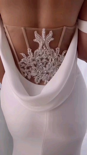 7.8K views · 571 reactions | #Pronovias #turkey #wedding #bride #weddingdress | Tutfey | Facebook