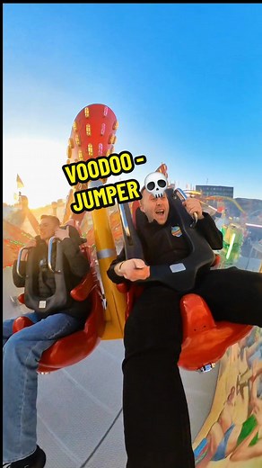 Voodoo-Jumper at Hannover Funfair 🎠 Exciting Music and 360° Experience