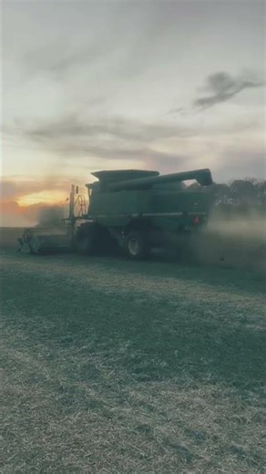 86 Years Old and He Refuses to Quit—Would You? #farm #farming