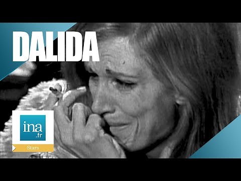1968: Dalida breaks down at the mention of Luigi Tenco | INA Archive