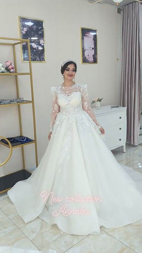 La somptueuse robe 🤍Anastasia🤍 pour une mariée chic ,classe et élégante ❤️ disponible a notre boutique de annaba transformateur beau sejour . | Dentelle Blanche Robe de Mariée