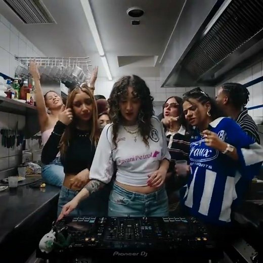 Chris Brown - Under The Influence (Official Video)