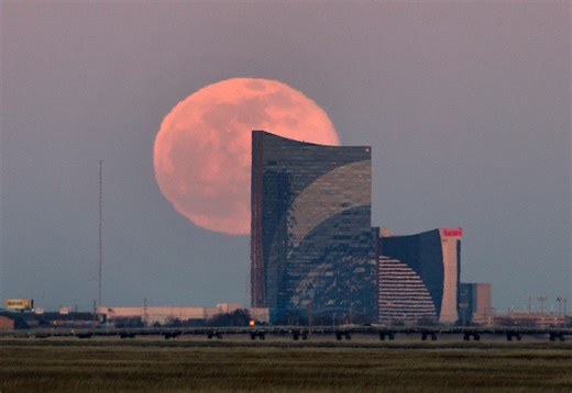 There’s a wolf supermoon tonight. Here’s how to see it.