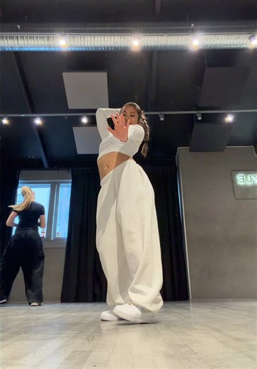 UPS | ups response dance