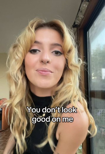 Emeree's Powerful Belting in RnB Music