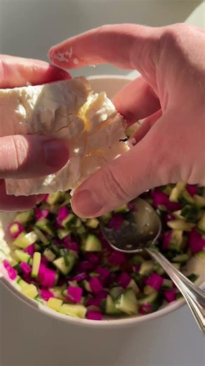 10-minute Loaded Spring Hummus